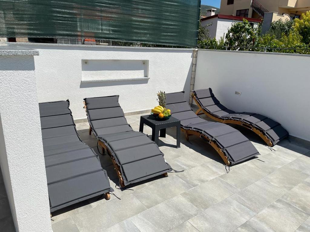 Apartment Edita Plano Trogir Екстериор снимка