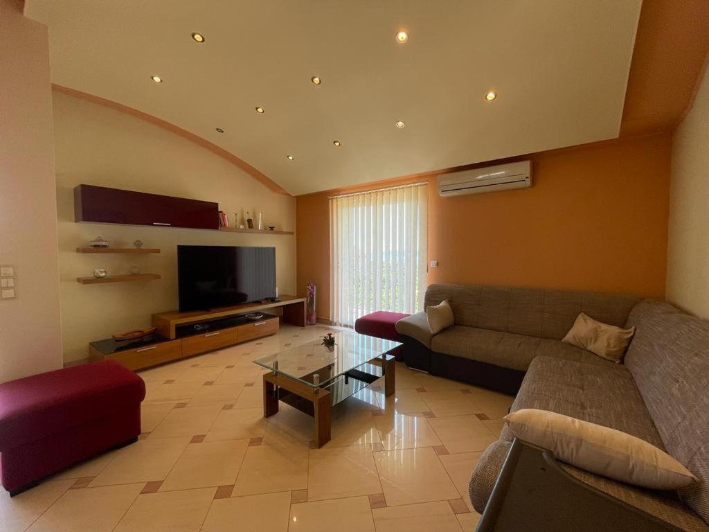 Apartment Edita Plano Trogir Екстериор снимка