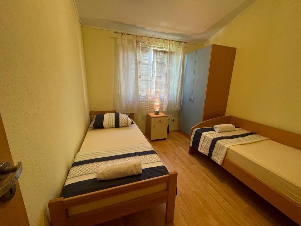 Apartment Edita Plano Trogir Екстериор снимка
