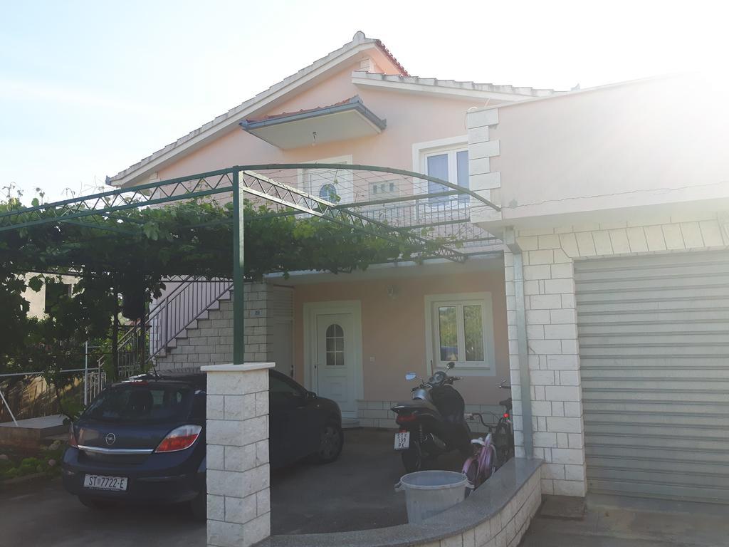 Apartment Edita Plano Trogir Екстериор снимка
